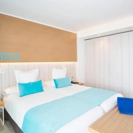 Appartement Lb Deluxe Pool View Room/half Board, Well Connected